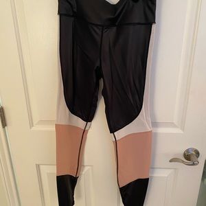 Alala leggings